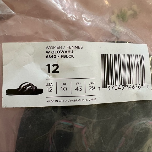 New Teva Women’s Multicolor Olowahu Strap Sandals Multiple Sizes - Picture 9 of 9